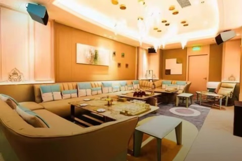 南宁霆聚5DKTV招聘兼职,可提供住宿,沉淀职业积累深厚人生底蕴